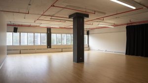 Location |Studio Parbleux
